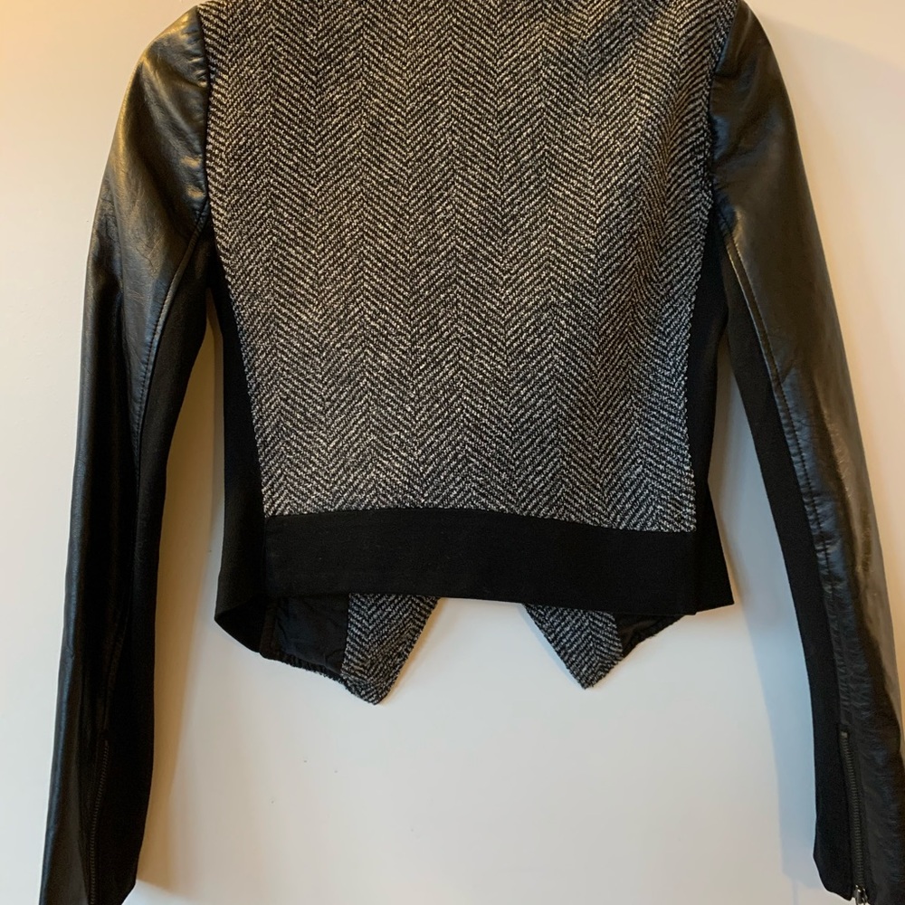 Jacket - Picture 7 of 7